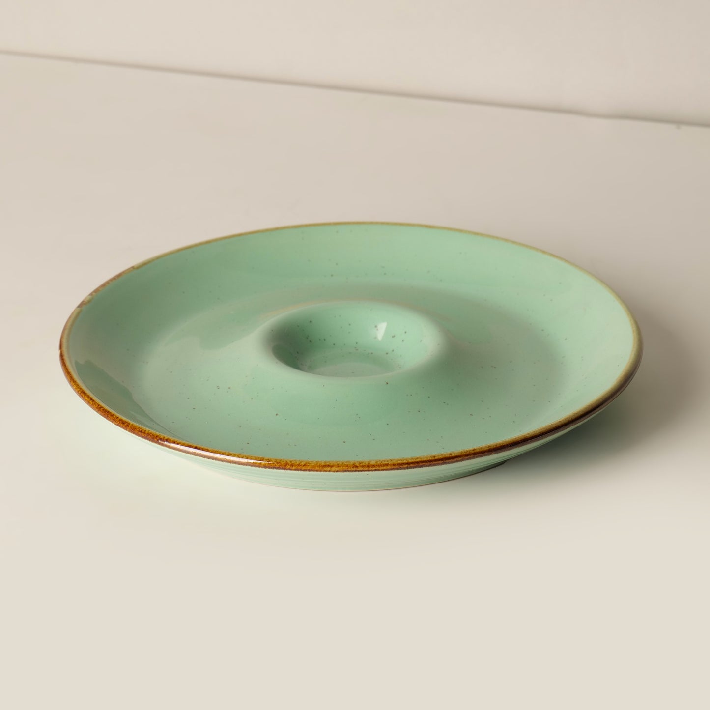 Sage Rimmed Chip & Dip Plate - Single