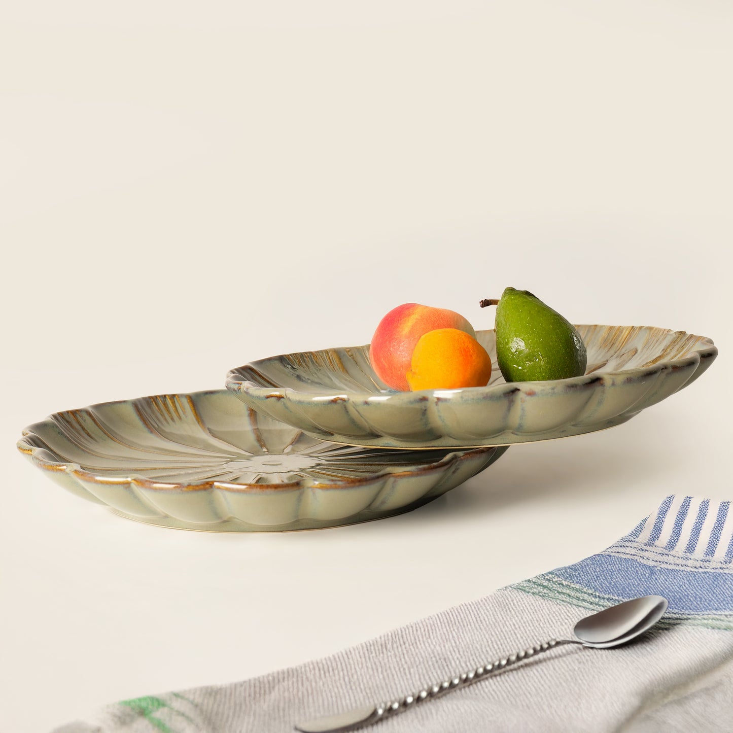 Gulya Plate – 1 Piece
