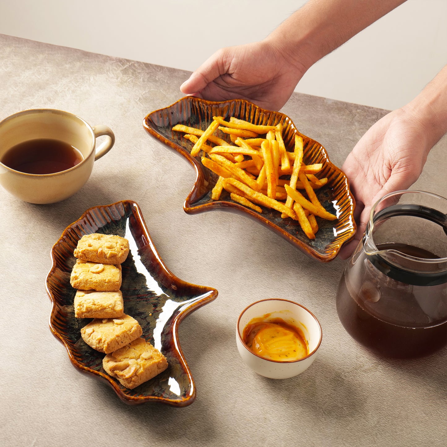Veha Leaf Platter - 1 piece