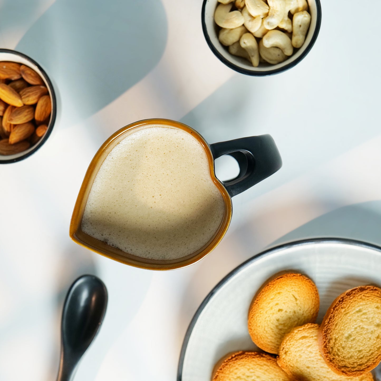 Lune Mocha Heart Mug – With Spoon