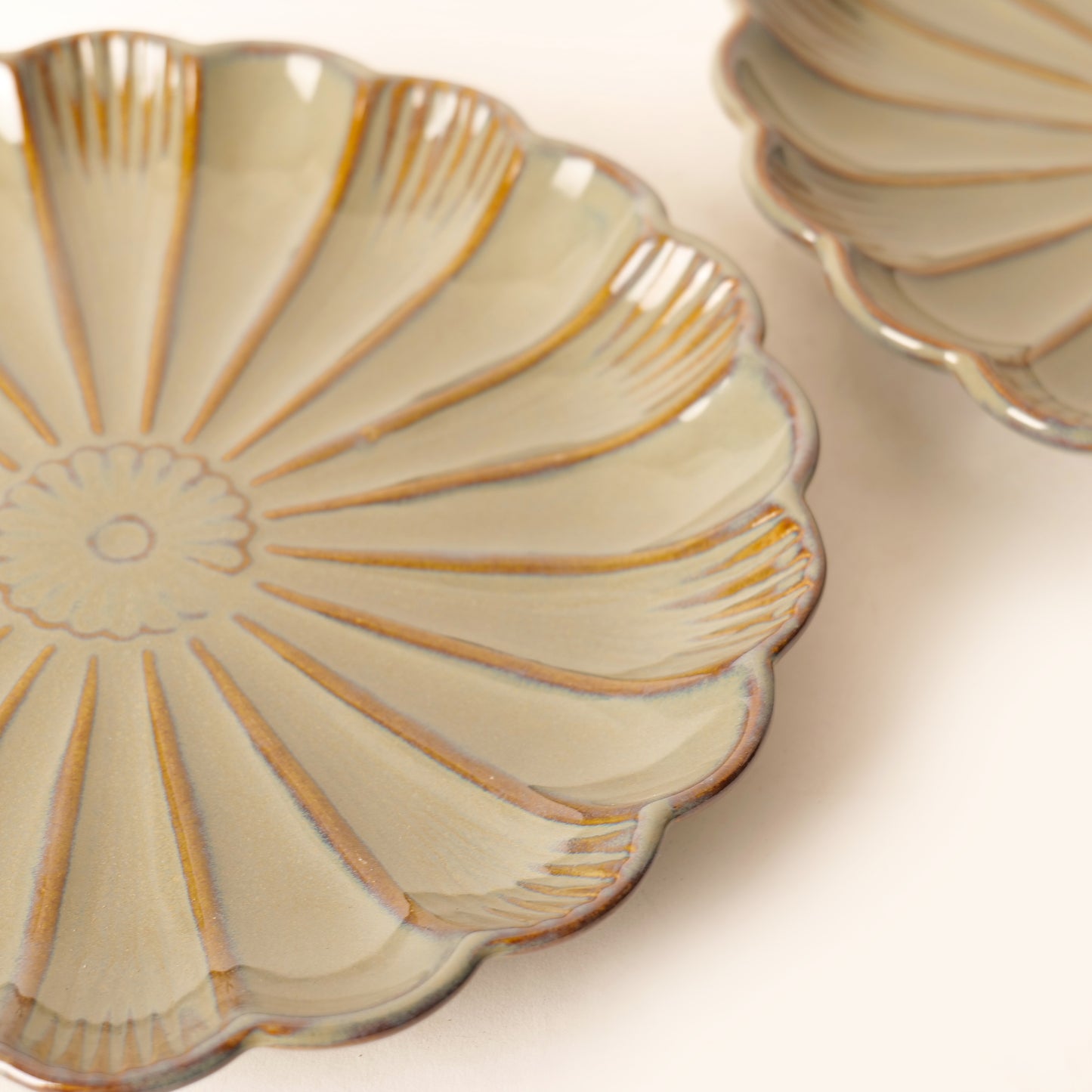 Gulya Plate – 1 Piece