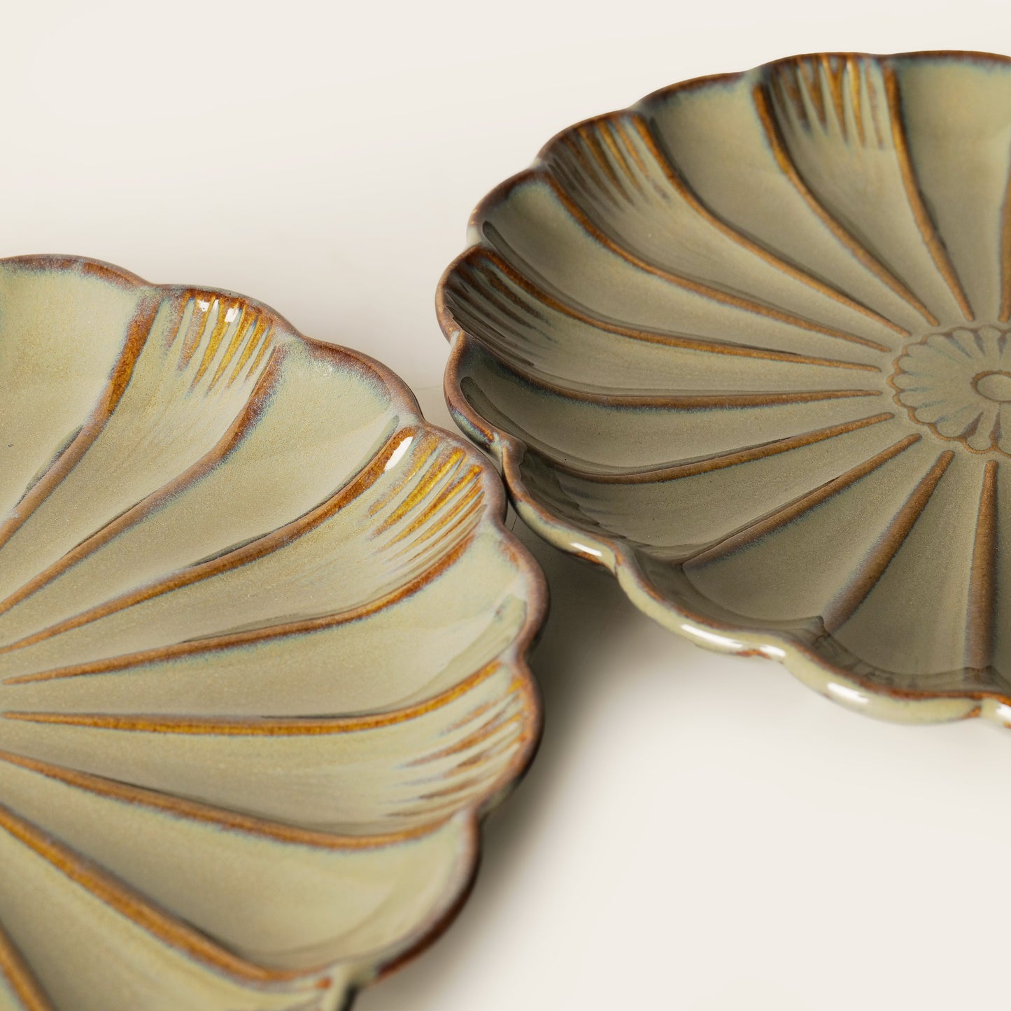 Gulya Plate – 1 Piece