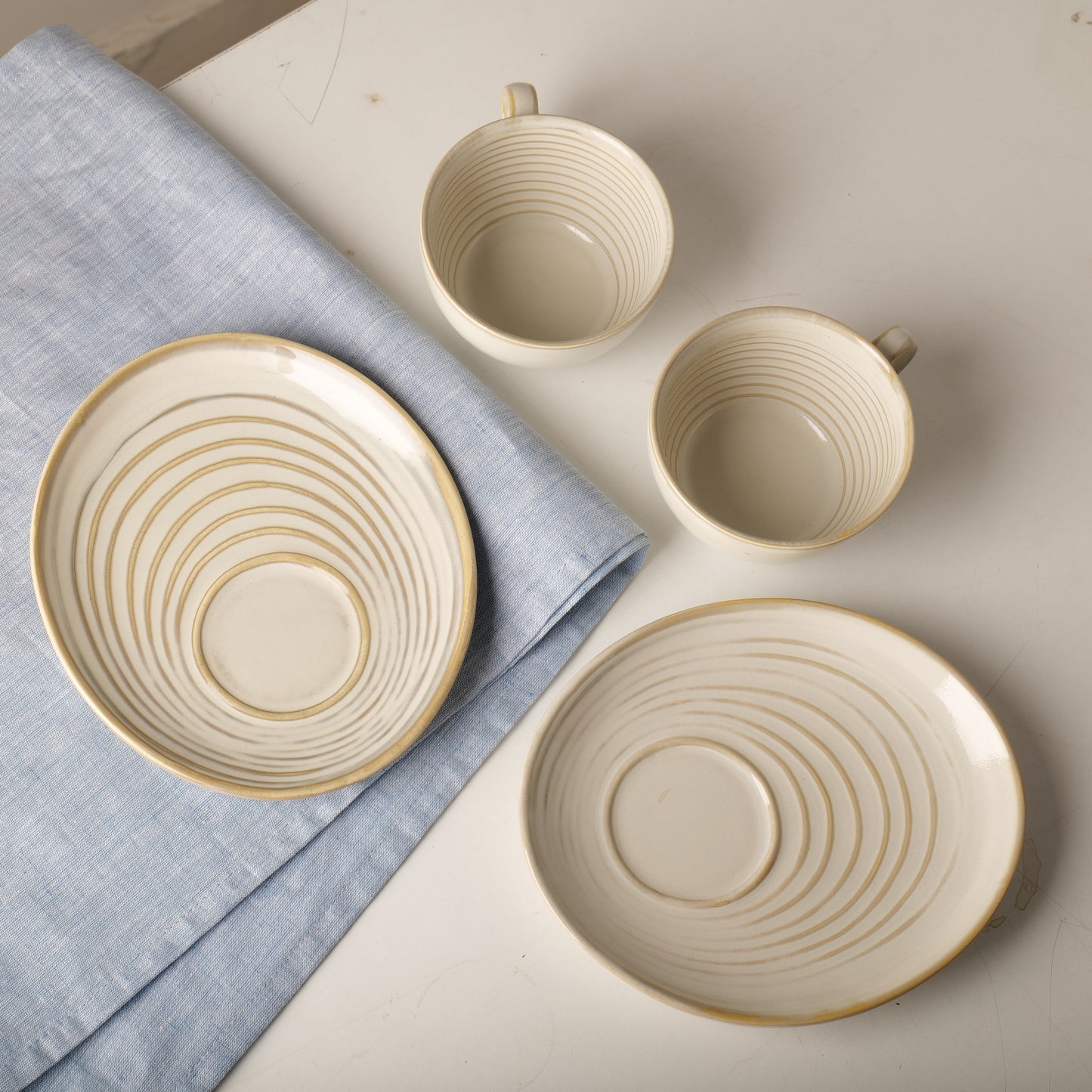 Vana Spiral Saucer Plate – Set of 2